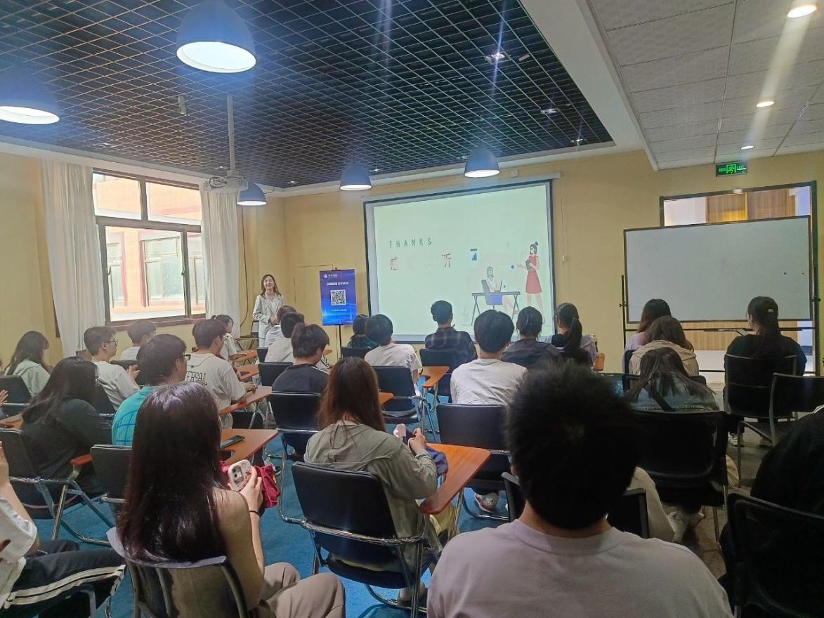 通过第二课堂报名的69名乐鱼在线登录